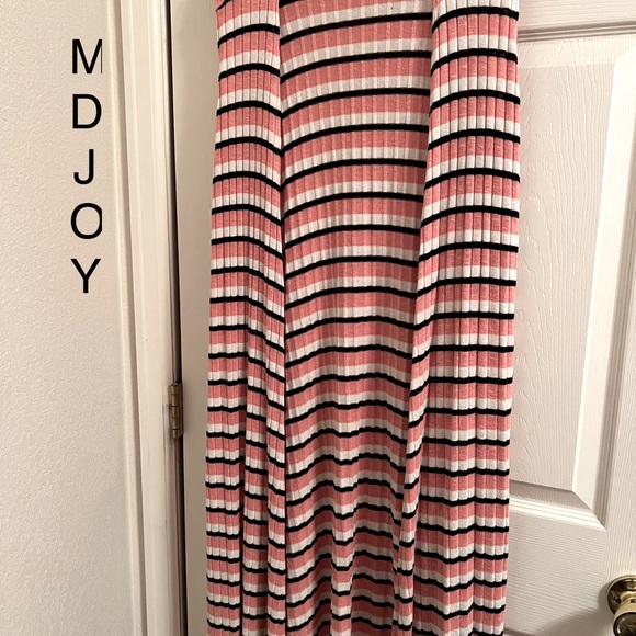 EUC MD LULAROE JOY - Picture 1 of 1